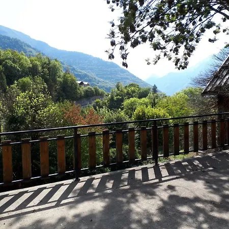 Holiday home Charme Et Authenticite A Oz En Oisans *