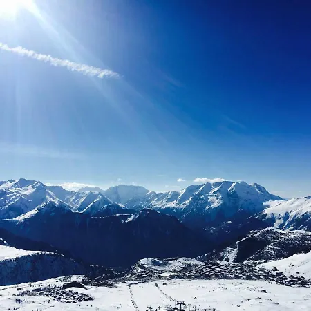 Holiday home Charme Et Authenticite A Oz En Oisans Oz